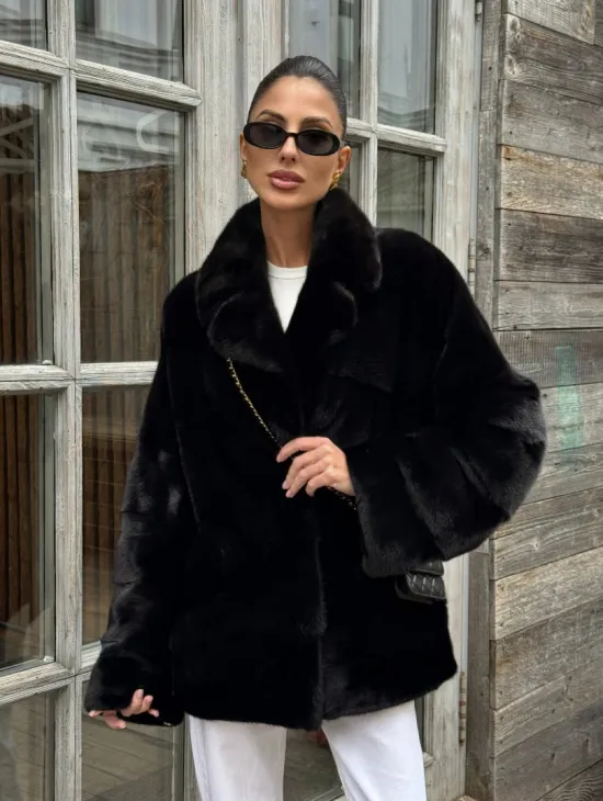 Черный короткий полушубок из плюшевой норки VELVET с английским воротником - фото 8