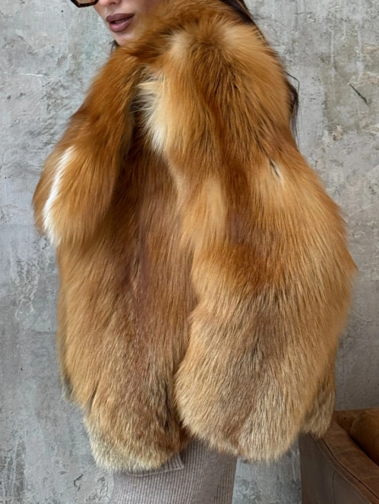 Короткая шуба из натуральной рыжей лисы - фото 2