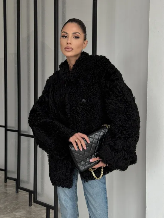 Черная двусторонняя женская дубленка зима 2025 - фото 10