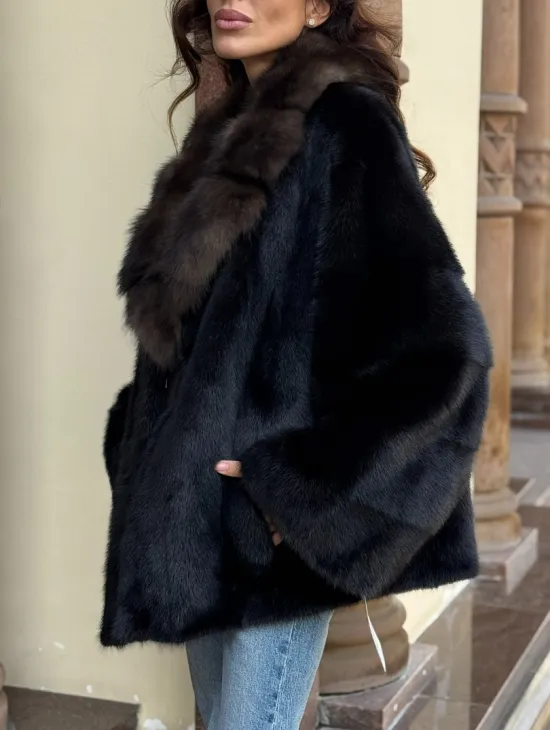 Короткая норковая шуба махагон с воротником из куницы - фото 2
