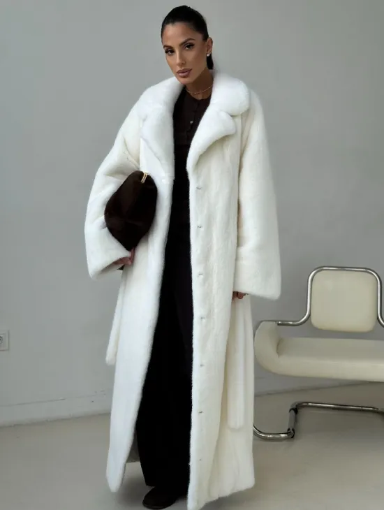 Белая длинная норковая шуба - фото 7
