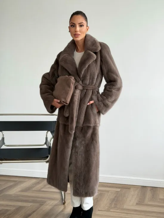 Прямая норковая шуба с поясом - фото 9