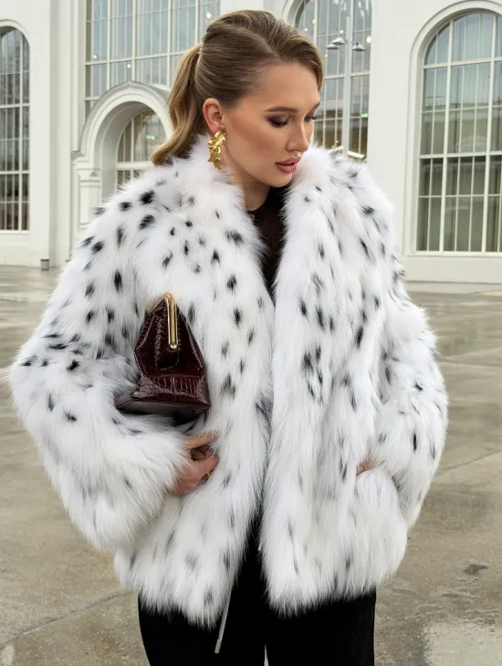 Шуба укороченная из арктической лисы под рысь - фото 7