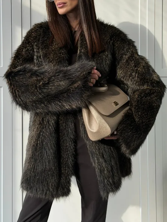 Женский полушубок из меха Финского енота Saga - фото 6