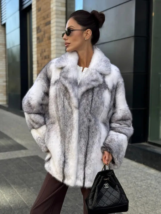 Белая норковая куртка автоледи английский воротник - фото 8