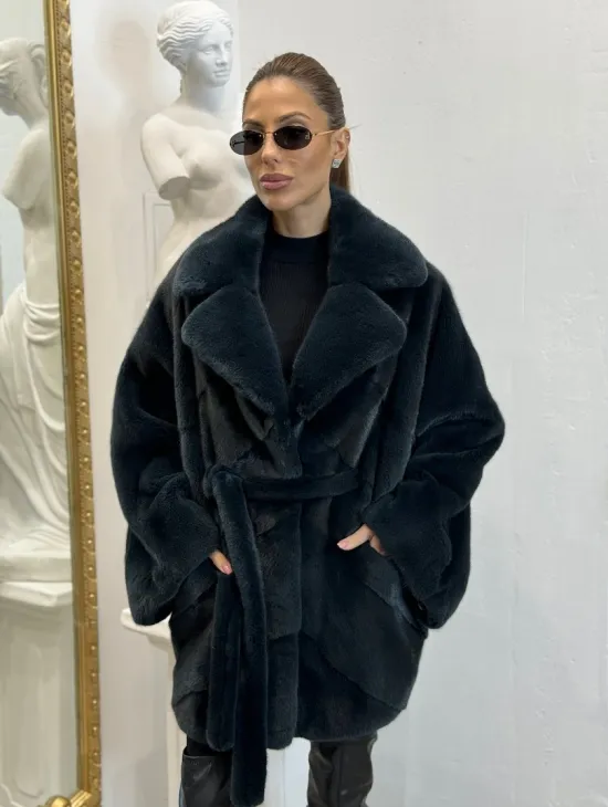 Шуба летучая мышь английский воротник, паркет мех NAFA - цвет черный изумруд - фото 5